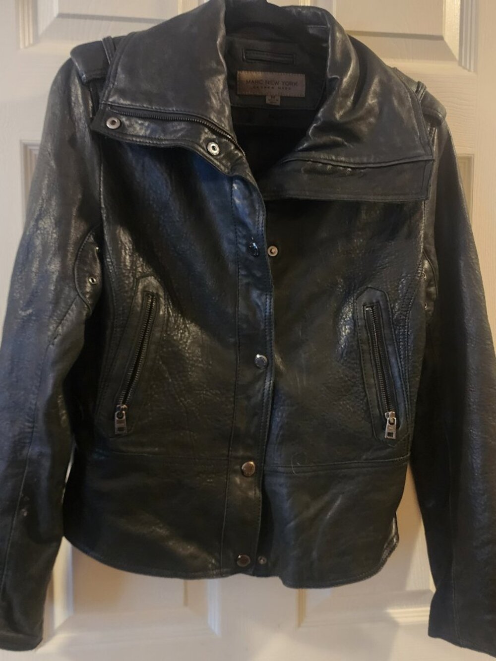 Andrew Marc New York Women' Genuine Leather Jacket - US Size Medium